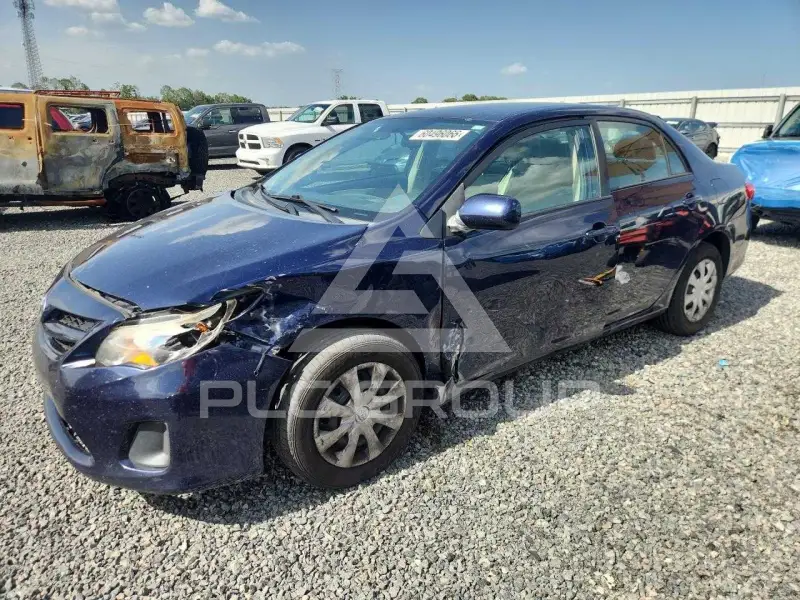 2011 Toyota COROLLA фото