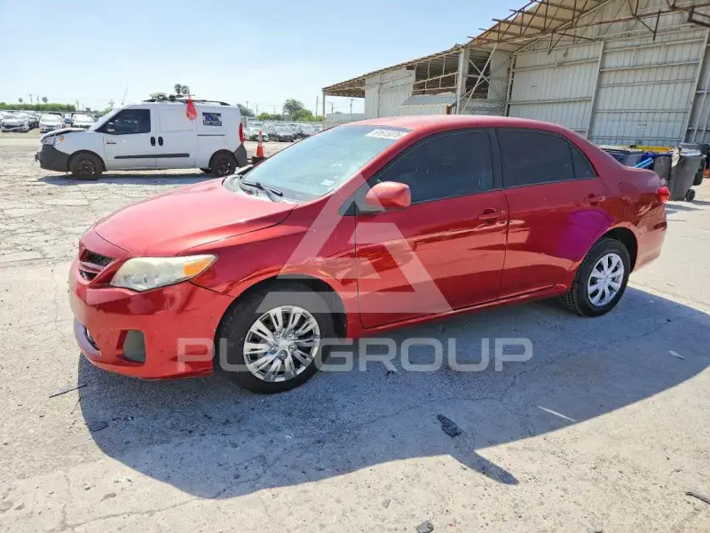 2011 Toyota COROLLA фото