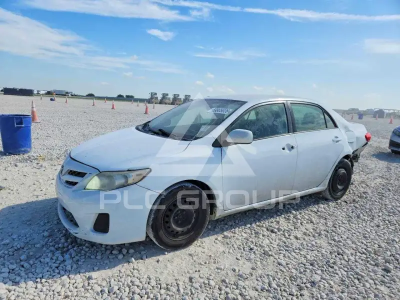 2011 Toyota COROLLA photo