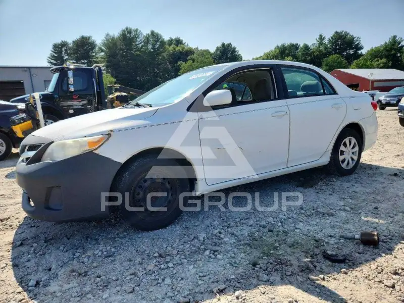 2011 Toyota COROLLA фото