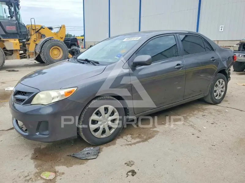 2011 Toyota COROLLA фото