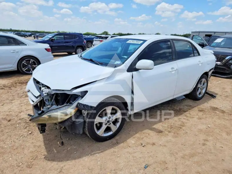 2011 Toyota COROLLA photo