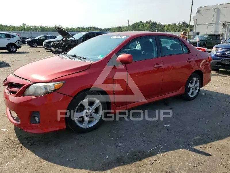 2011 Toyota COROLLA фото