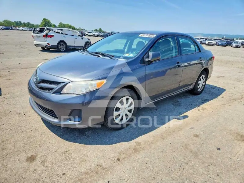 2011 Toyota COROLLA фото