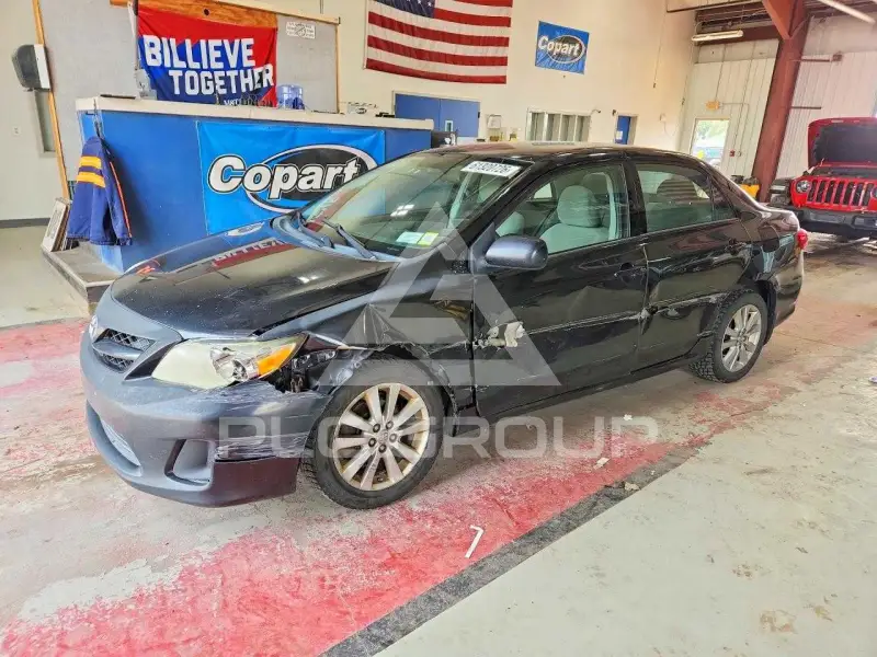 2011 Toyota COROLLA фото