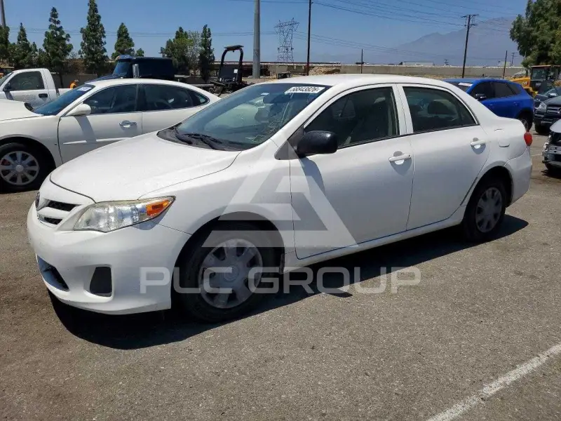 2011 Toyota COROLLA фото