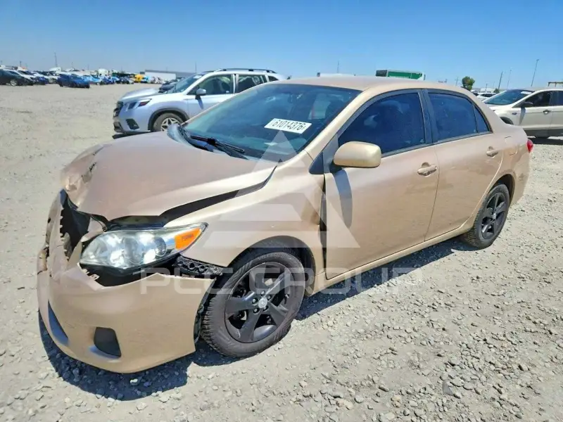 2011 Toyota COROLLA фото