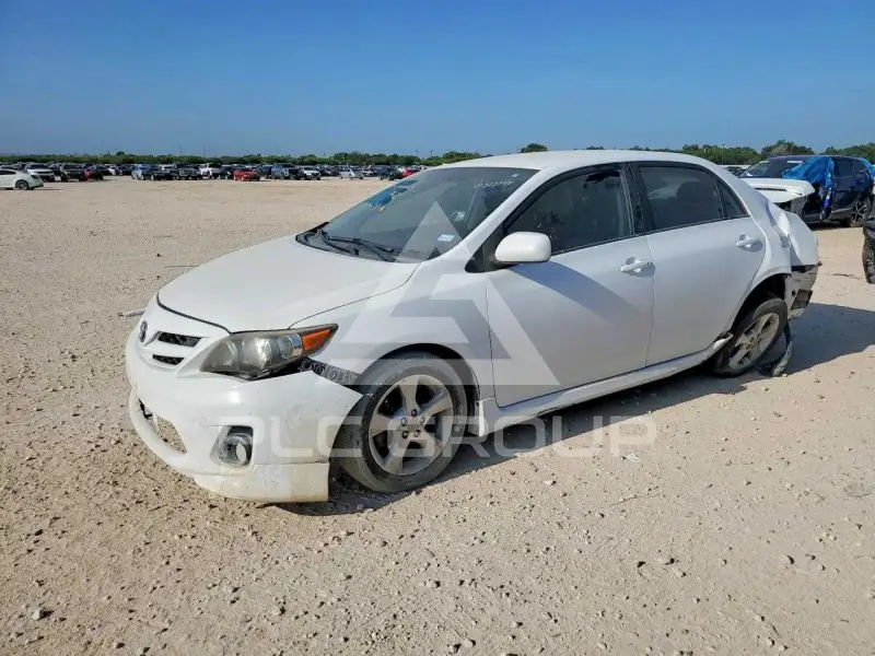 2011 Toyota COROLLA photo