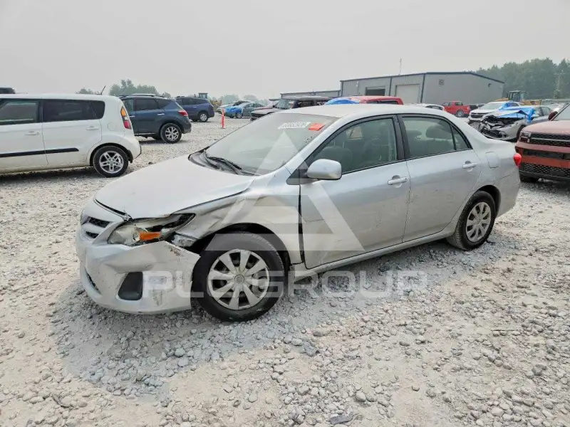 2011 Toyota COROLLA фото