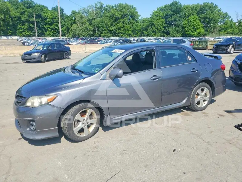2011 Toyota COROLLA фото