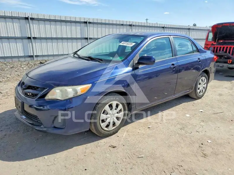 2011 Toyota COROLLA фото