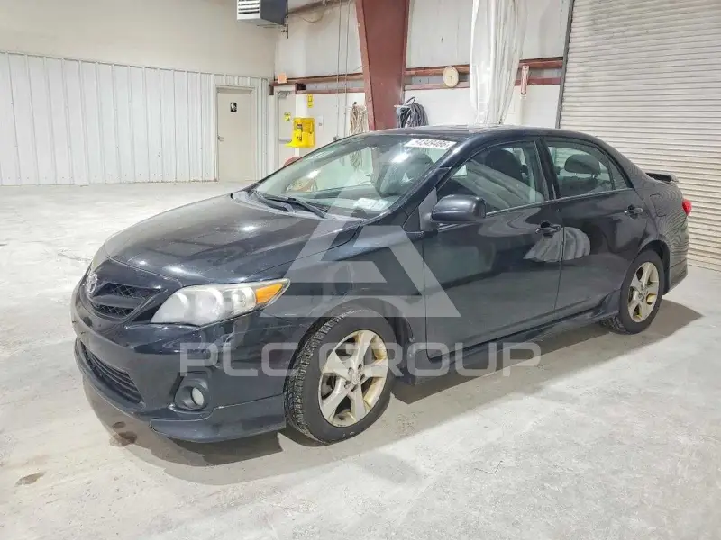 2011 Toyota COROLLA фото