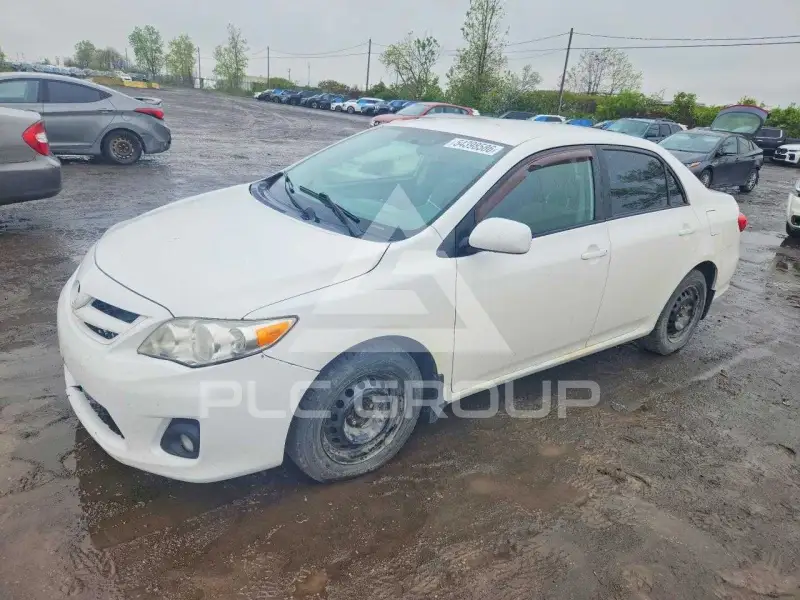 2011 Toyota COROLLA фото