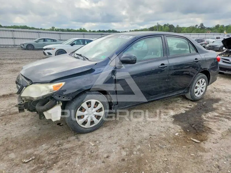 2011 Toyota COROLLA фото