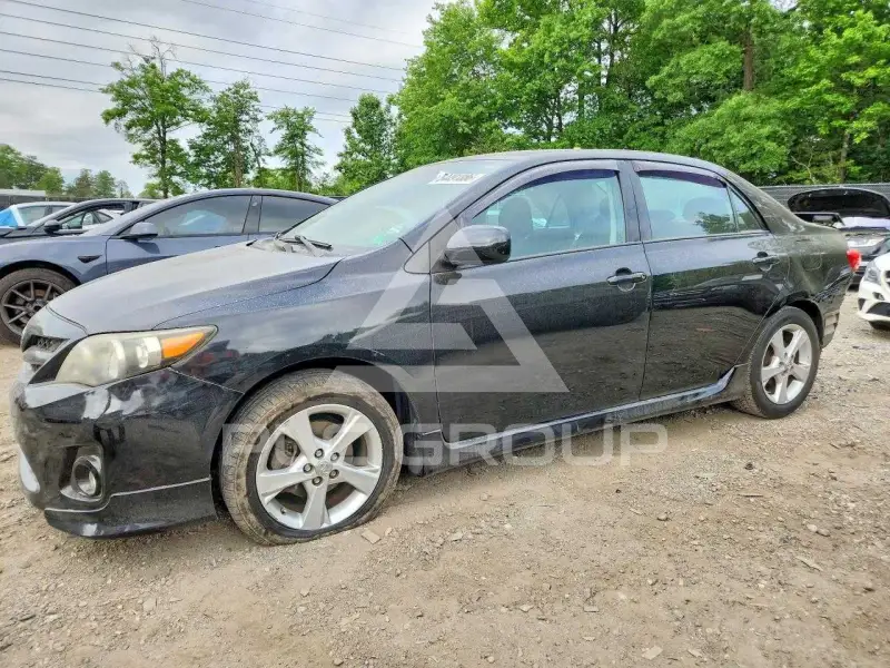 2011 Toyota COROLLA фото