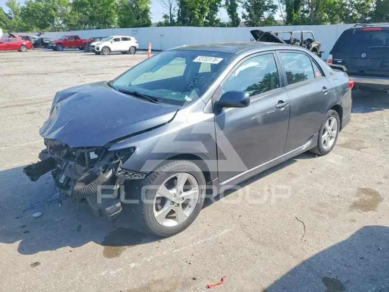 2011 Toyota COROLLA фото