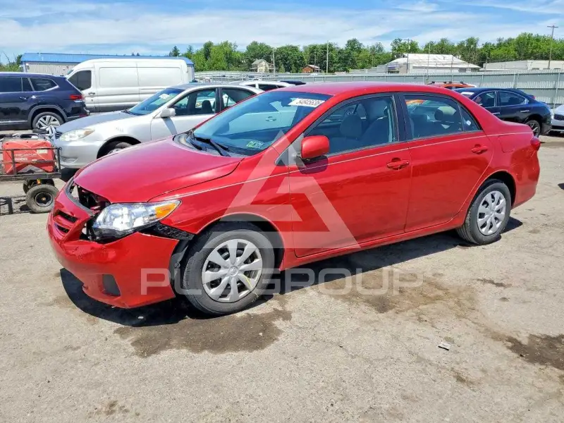 2011 Toyota COROLLA фото