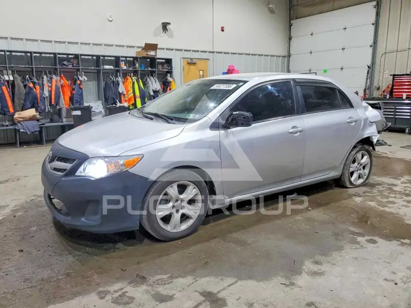 2011 Toyota COROLLA photo