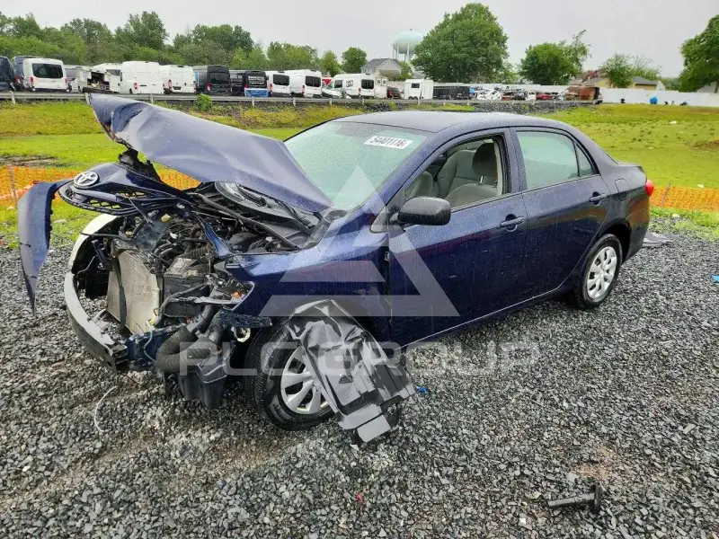 2011 Toyota COROLLA фото