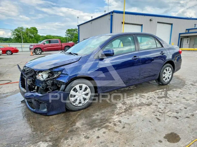 2011 Toyota COROLLA фото