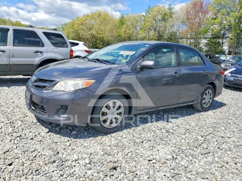 2011 Toyota COROLLA фото