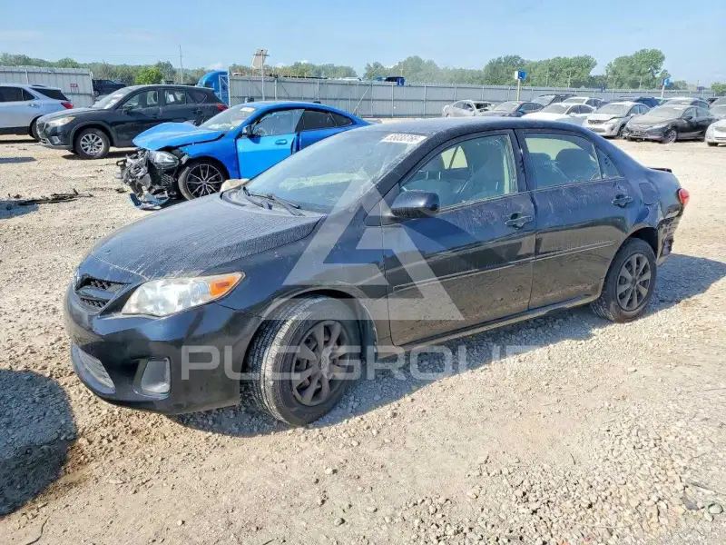 2011 Toyota COROLLA фото