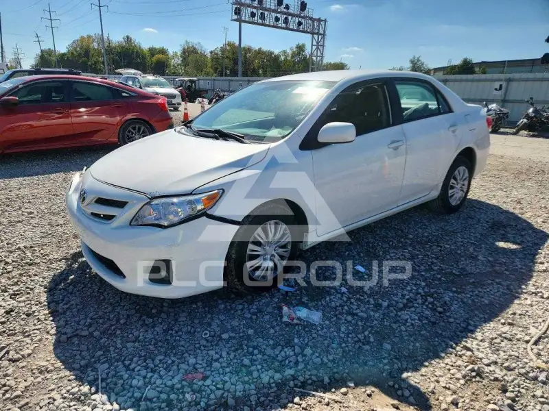 2011 Toyota COROLLA фото
