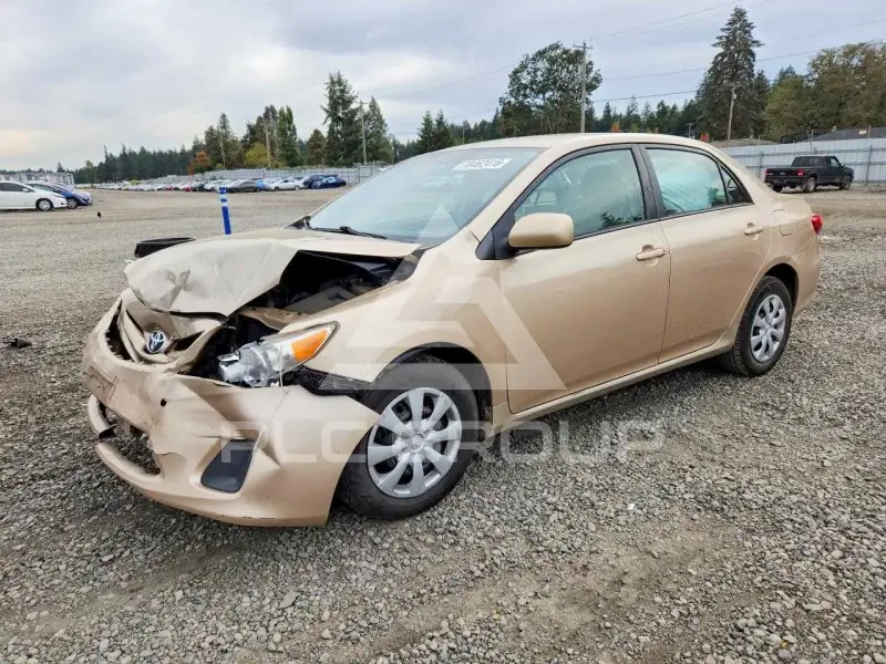 2011 Toyota COROLLA фото