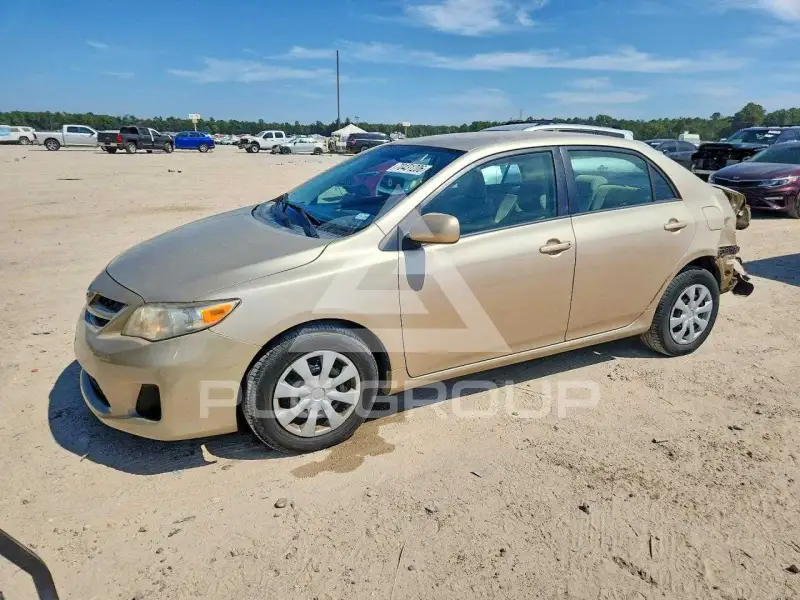 2011 Toyota COROLLA фото