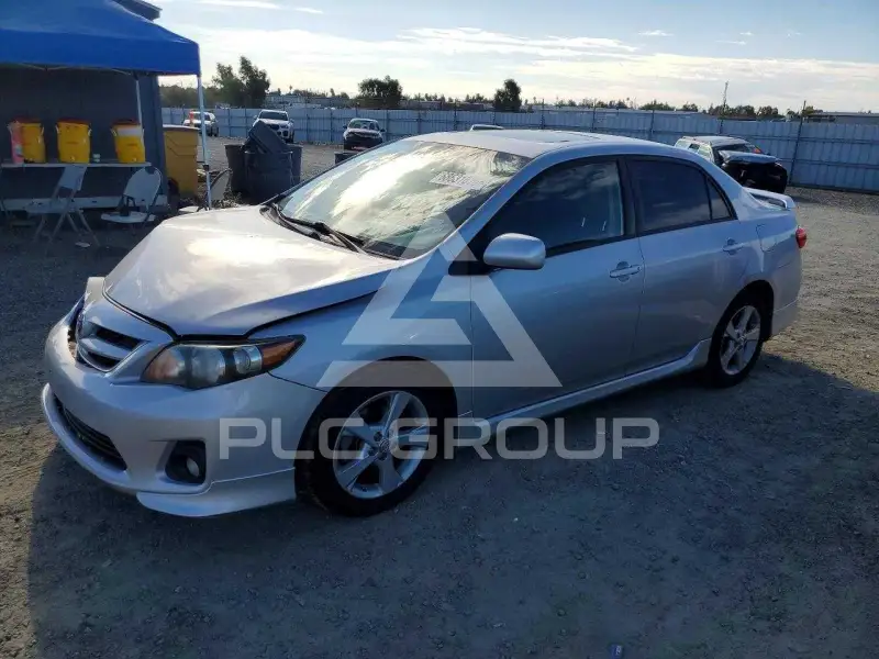 2011 Toyota COROLLA фото