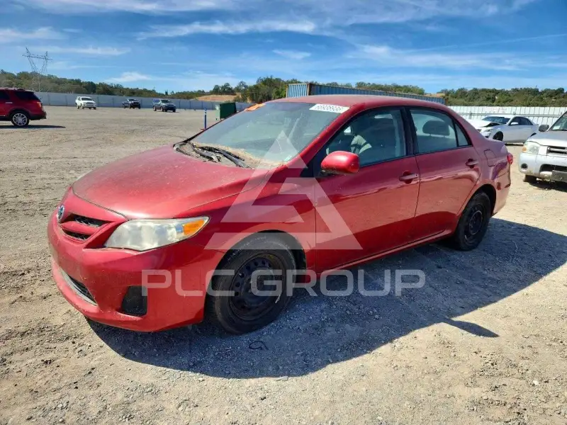 2011 Toyota COROLLA фото