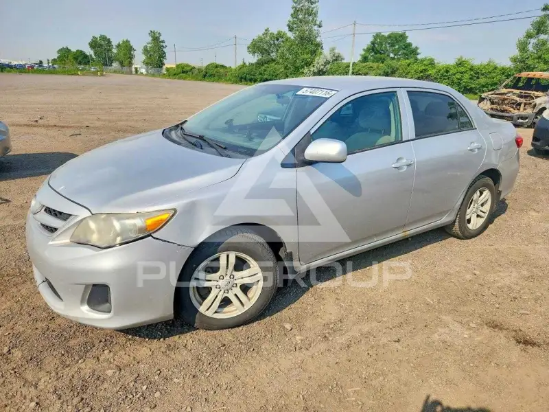 2011 Toyota COROLLA фото