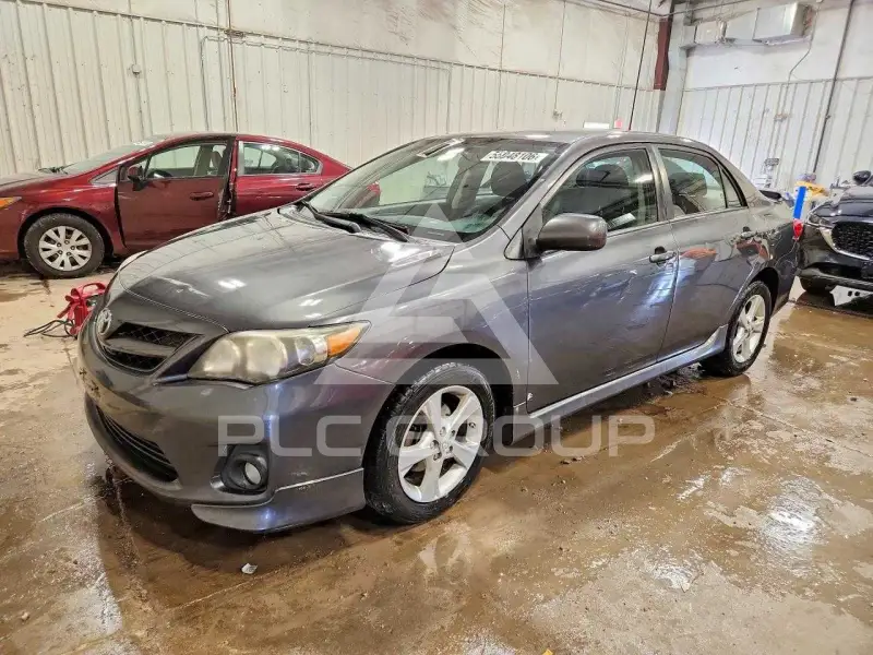 2011 Toyota COROLLA фото