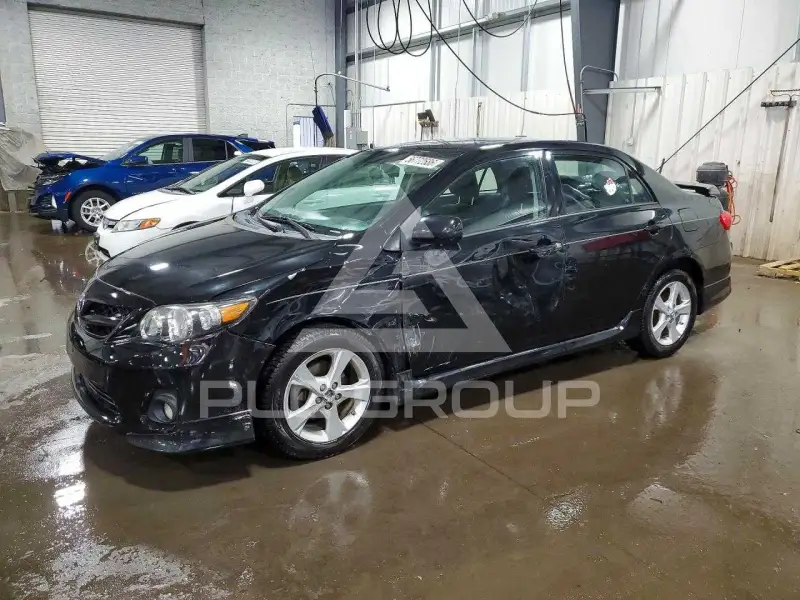 2011 Toyota COROLLA фото
