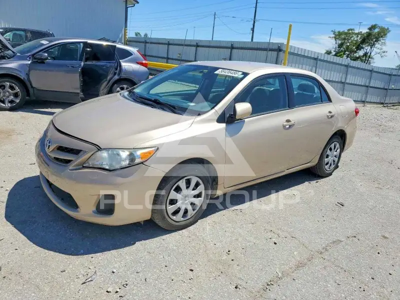 2011 Toyota COROLLA фото