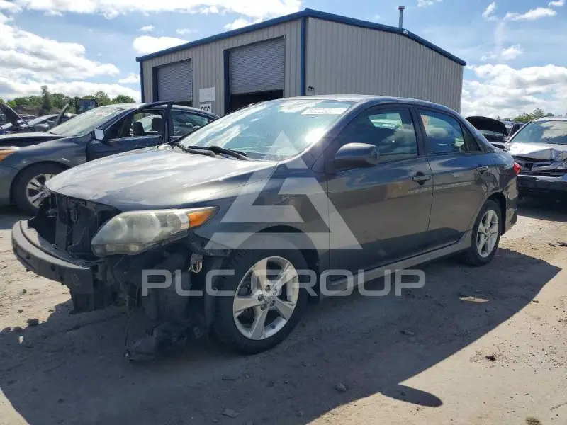 2011 Toyota COROLLA фото