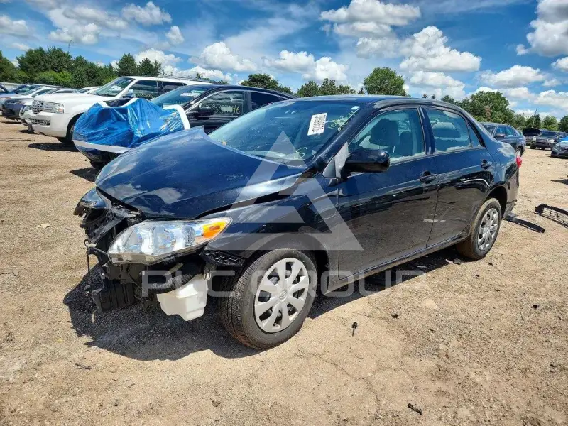 2011 Toyota COROLLA photo