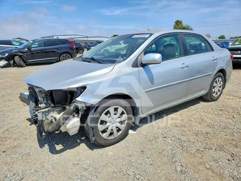 2011 Toyota COROLLA фото