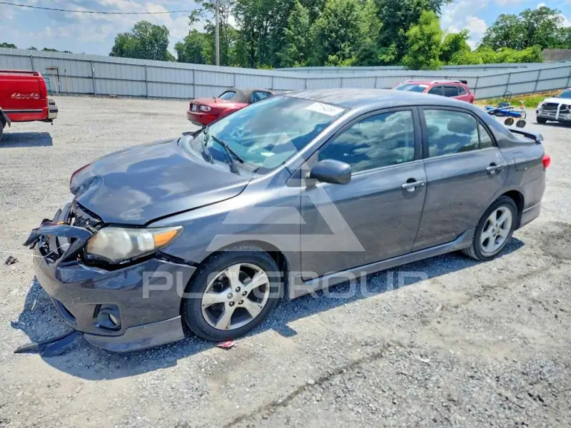 2011 Toyota COROLLA фото