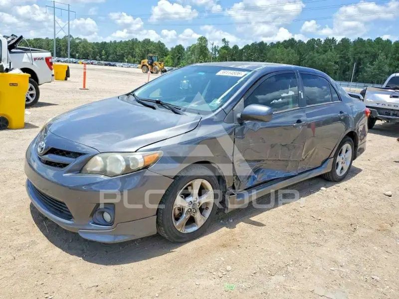 2011 Toyota COROLLA фото