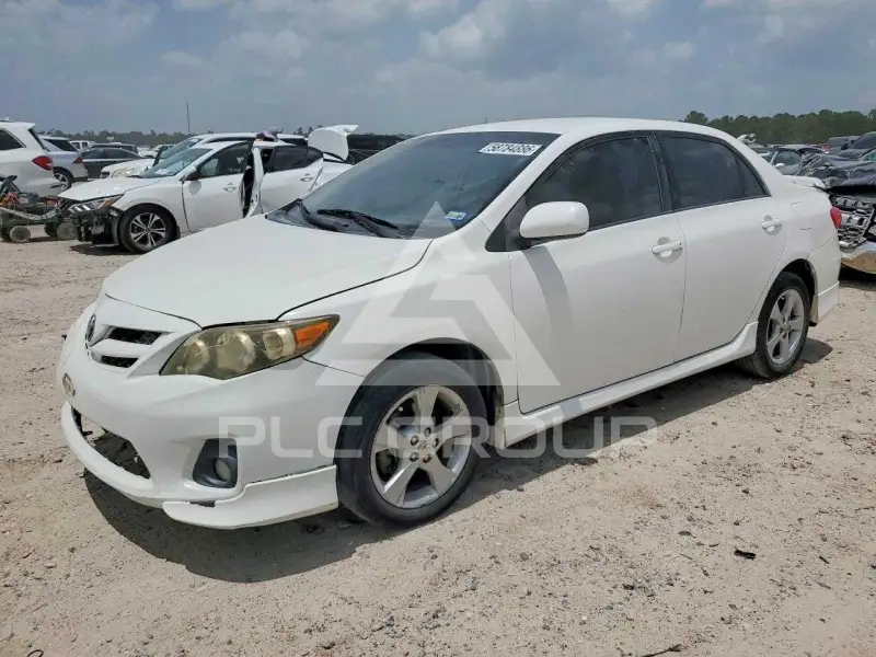 2011 Toyota COROLLA фото