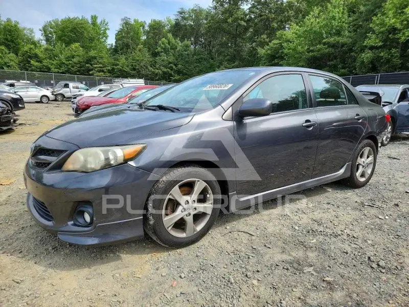 2011 Toyota COROLLA фото