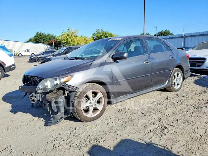 2011 Toyota COROLLA photo