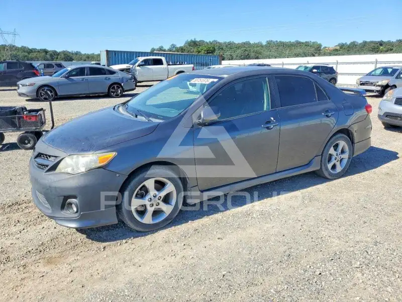 2011 Toyota COROLLA фото