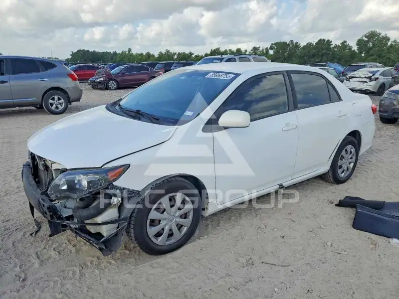 2011 Toyota COROLLA фото