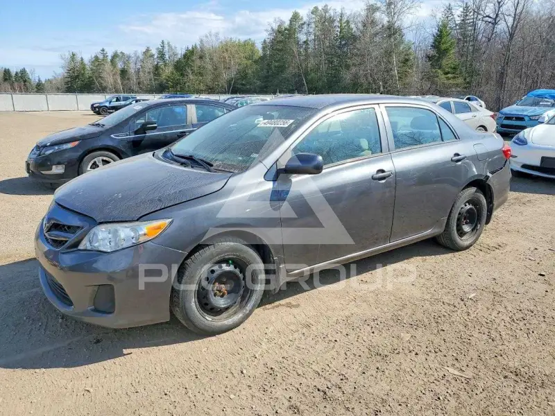 2011 Toyota COROLLA фото