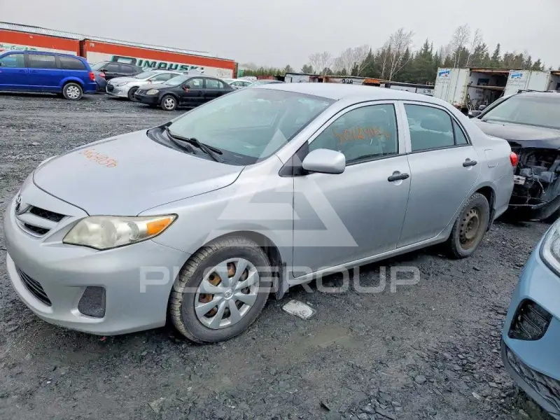 2011 Toyota COROLLA фото
