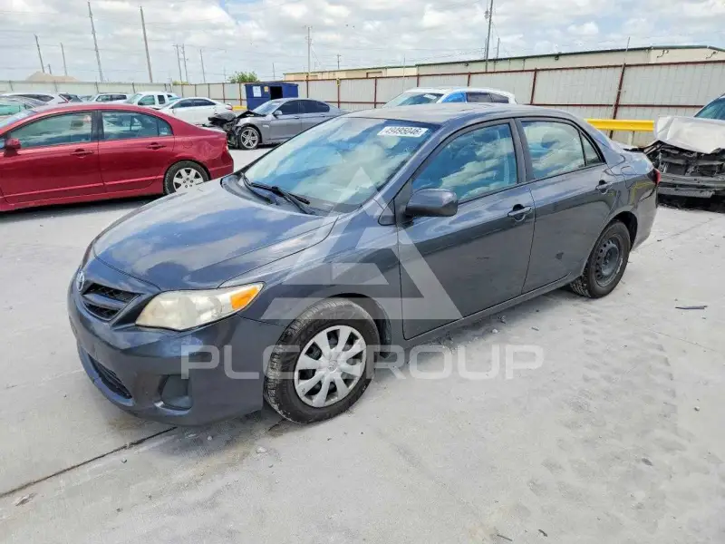 2011 Toyota COROLLA фото