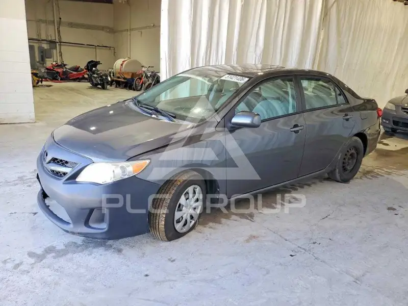 2011 Toyota COROLLA фото