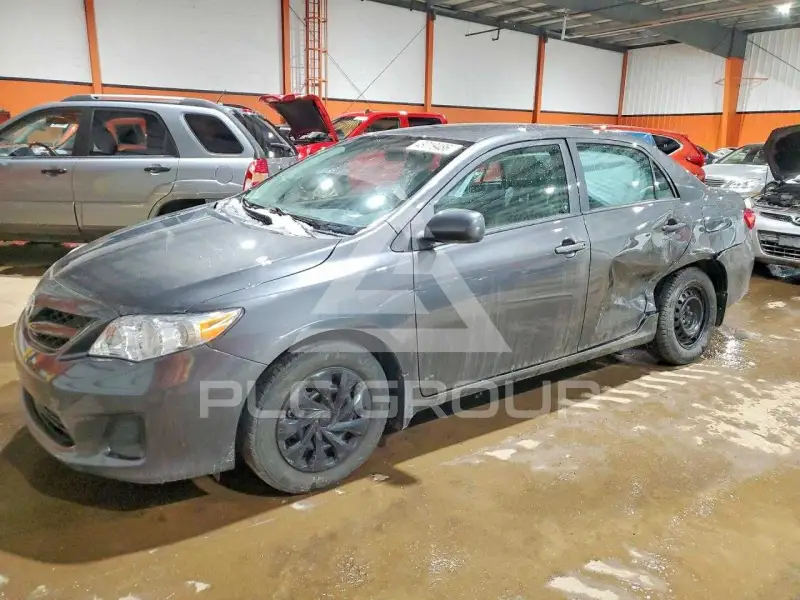 2011 Toyota COROLLA фото